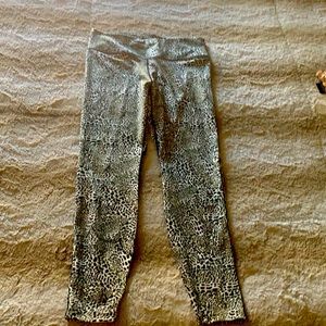 Nike dri-fit leggings size L NWOT